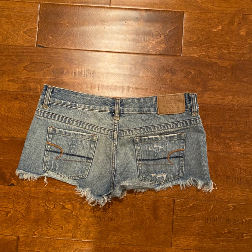 Women’s American Eagle Jean Shorts SZ 4